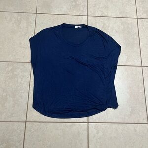 Vince Women’s Sleeveless T-Shirt!